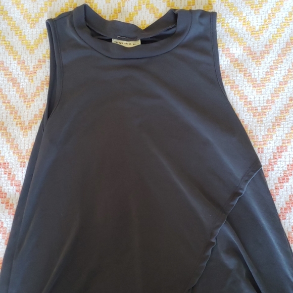 Tank top - Picture 4 of 4